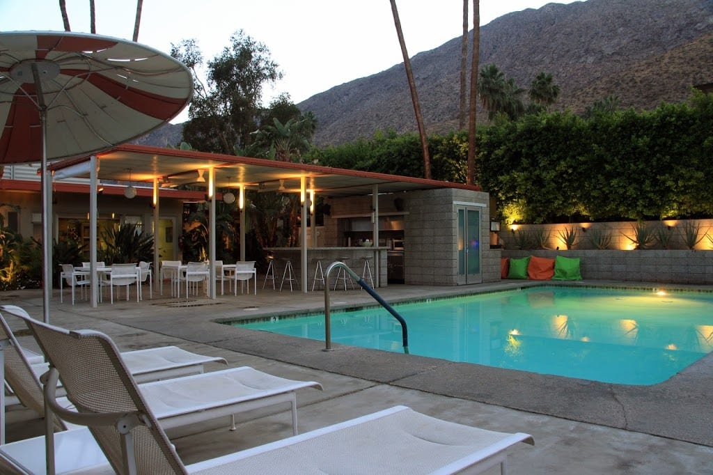 Courtyard Pool at Orbit In