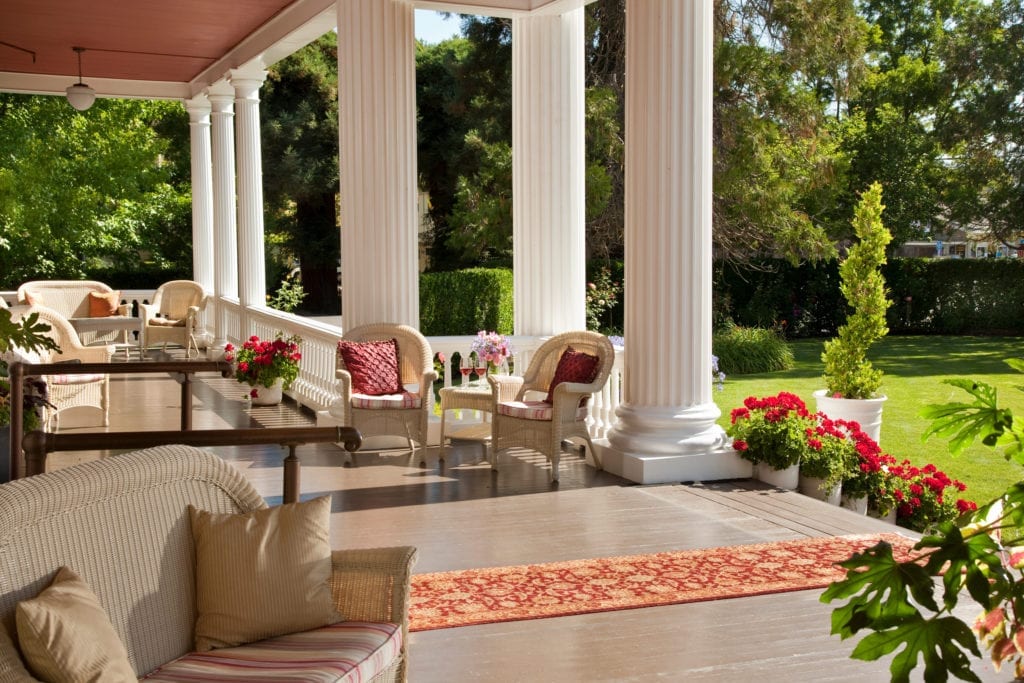 The veranda at Churchill Manor