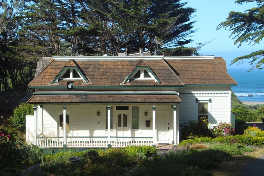 Elk Cove Inn & Spa's original Victorian mansion