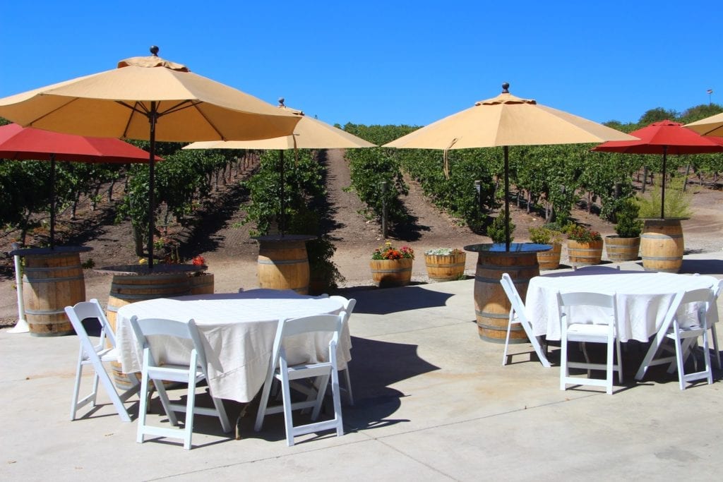 Opolo Vineyards tasting room patio