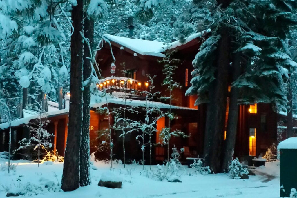 Donner Lake Inn in the snow