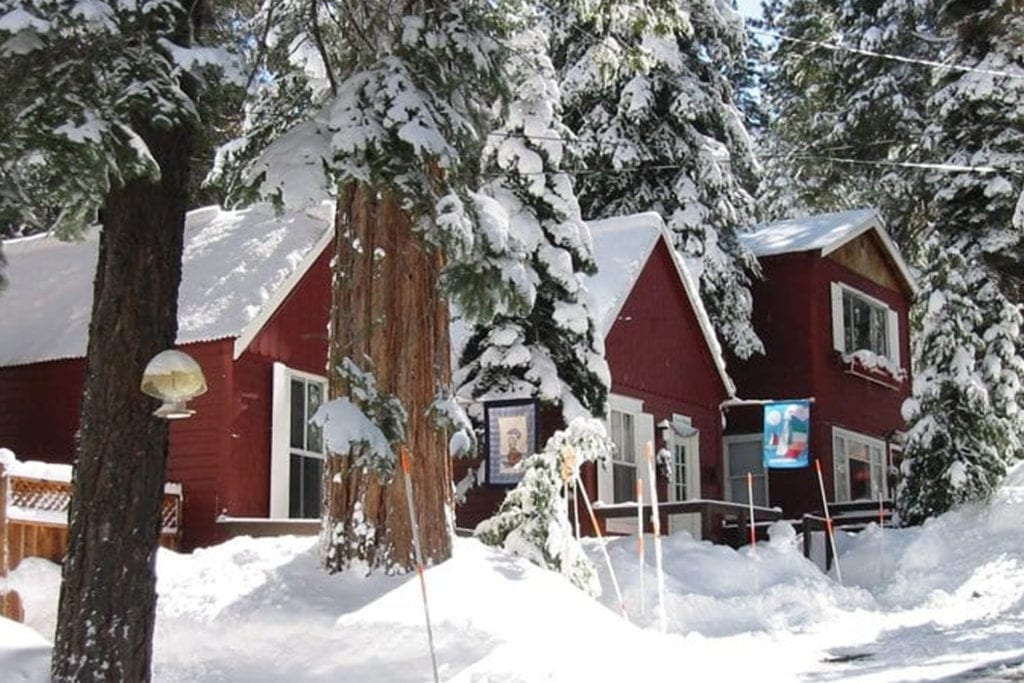 9 B&Bs for Snowy Winter Adventures in California CABBI