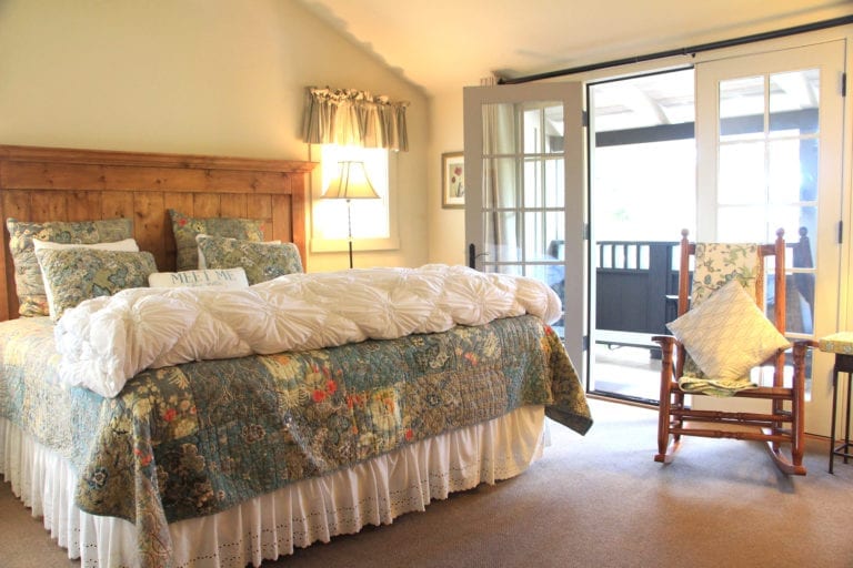 7 PetFriendly Inns in California CABBI