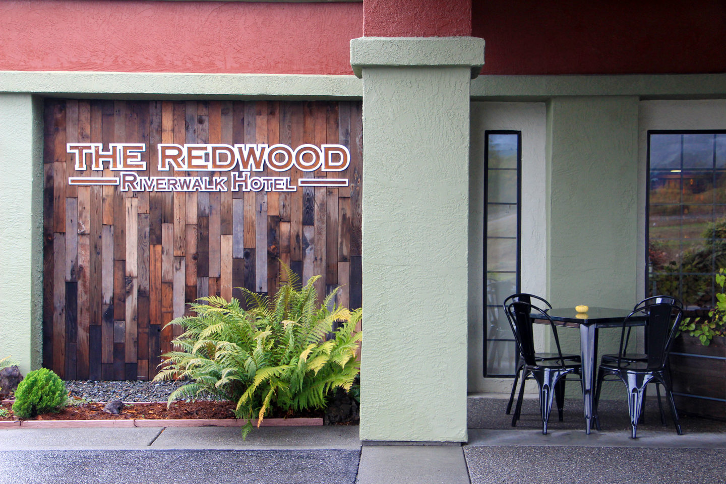A Perfect Base Camp for Exploring California’s Redwood Coast CABBI