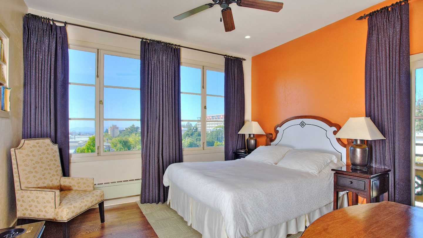 Bancroft Hotel CABBI