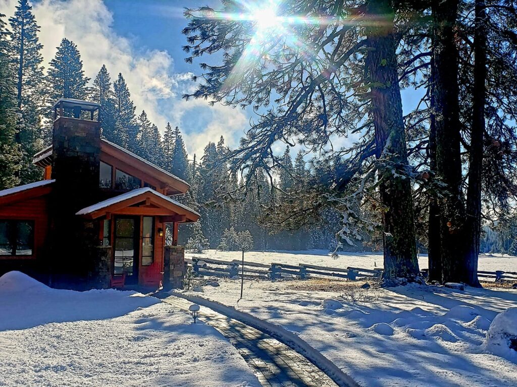 One of the cabins at Highlands Ranch Resort