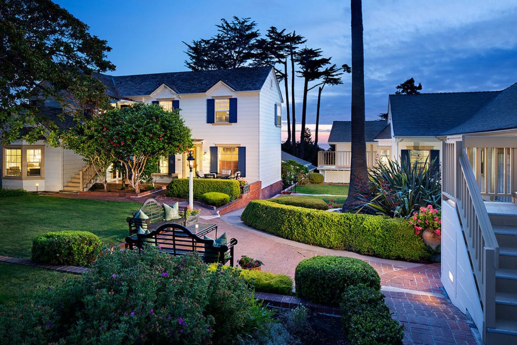 Colonial Terrace Inn in Carmel