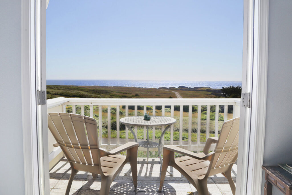 View from the Penthouse Suite at Mendocino Seaside Cottage 