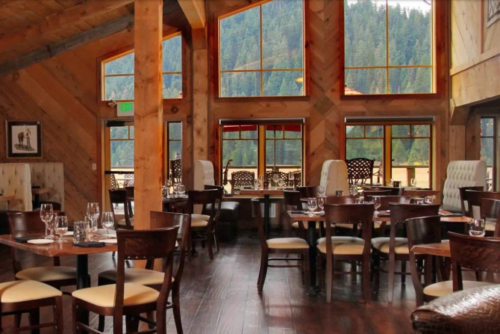 Dining room at Highlands Ranch Resort