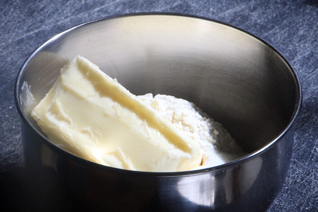 Combine softened butter, flour and sugar until crumbly