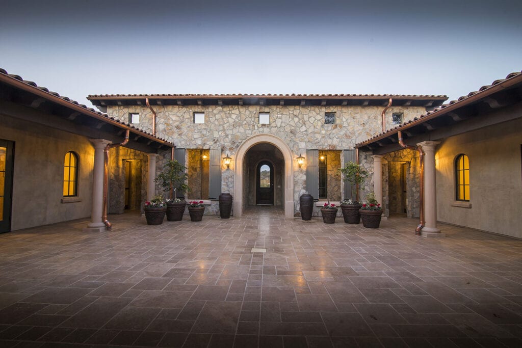 Courtyard at the Grand Reserve Inn