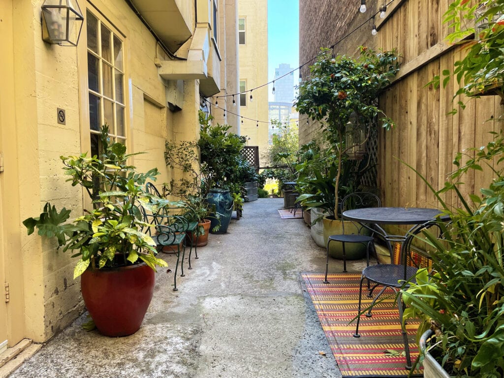 Garden patio at the Petite Auberge