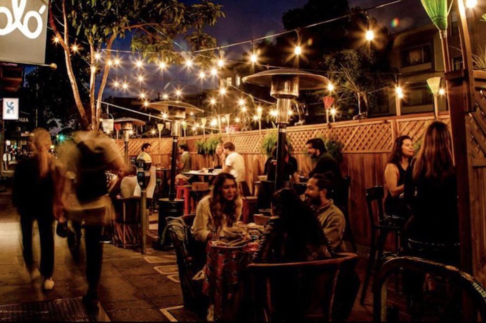 Outdoor dining at Lolo on Valencia Street 