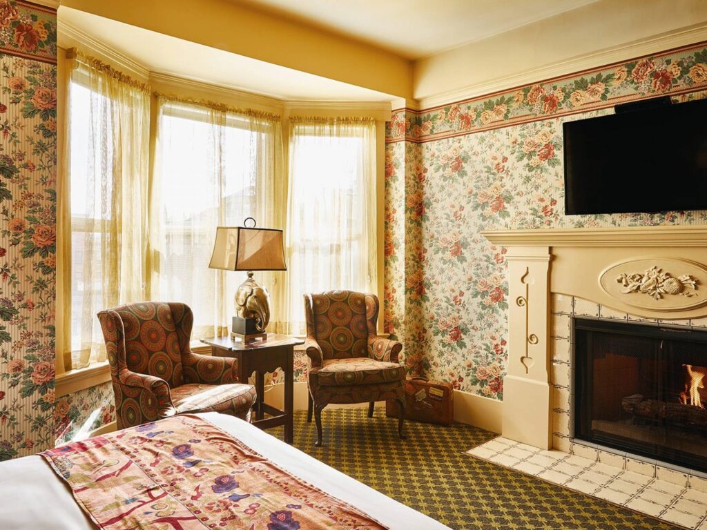 Guest room at Petite Auberge