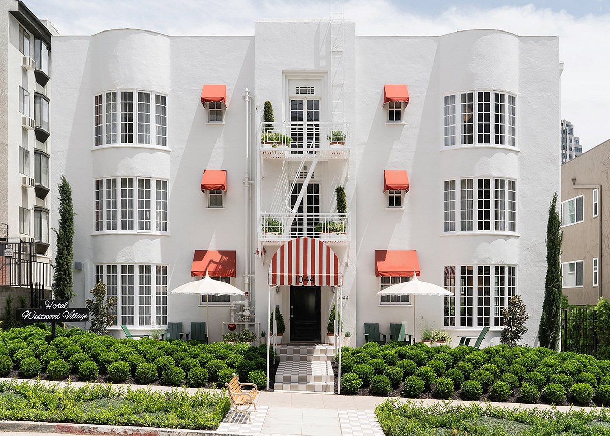 Exterior of the Palihotel Westwood Village