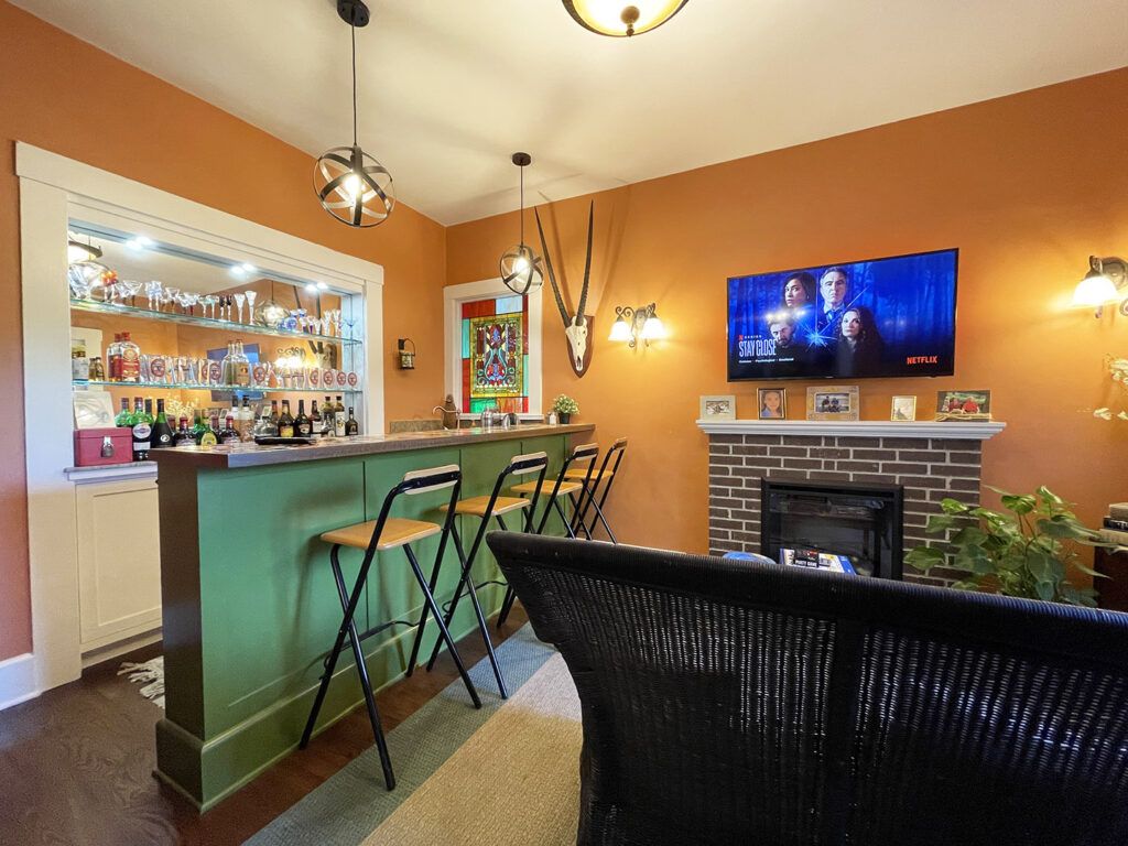 Honor bar at Arroyo Vista Inn