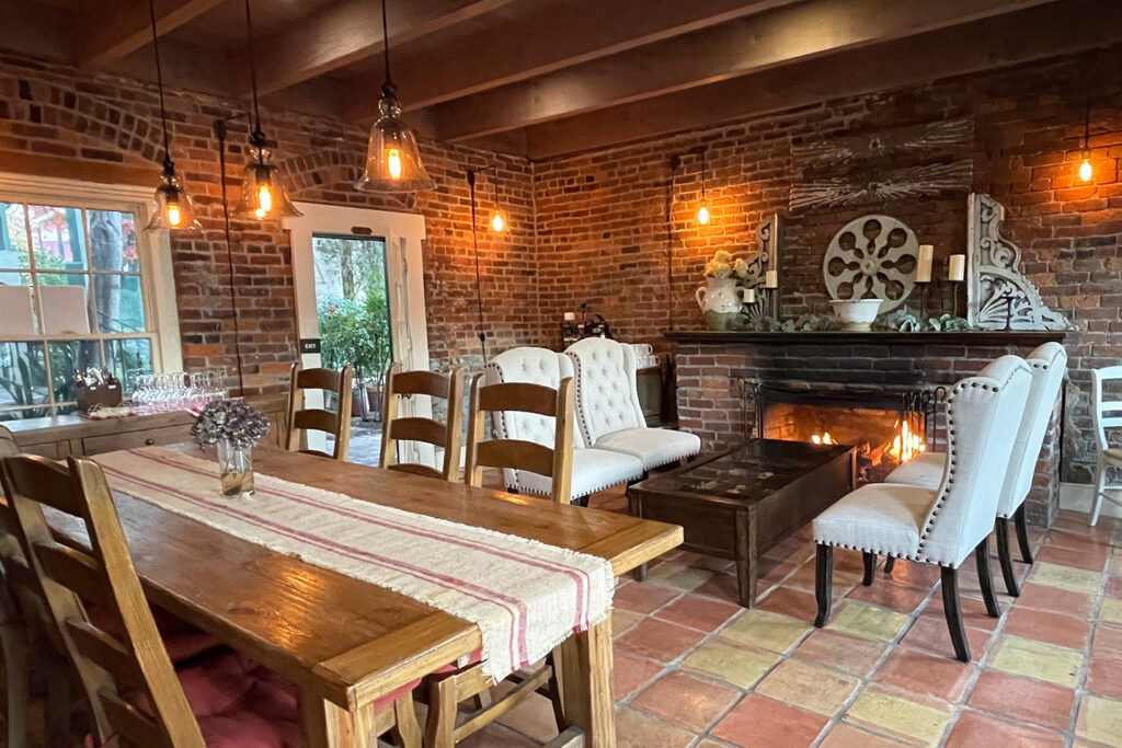 Dining room of the historic Maison Fleurie