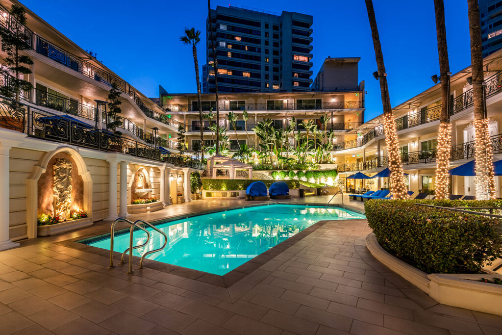 Courtyard pool at the Beverly Hills Plaza Hotel & Spa