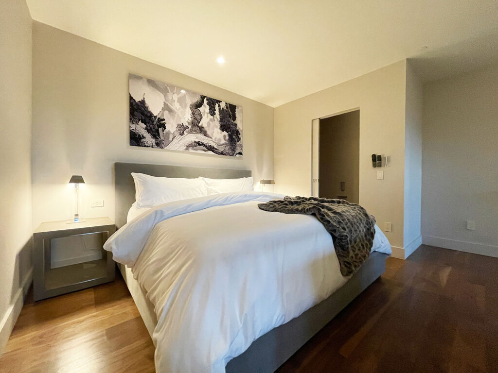 Loft suite bedroom at R Inn Napa