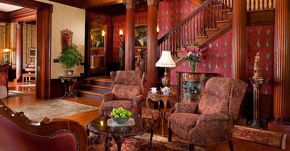 Front parlor of Churchill Manor