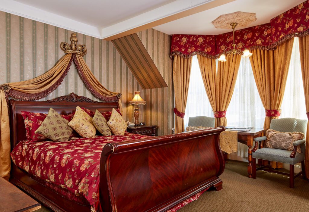 Guest room at the Queen Anne Hotel