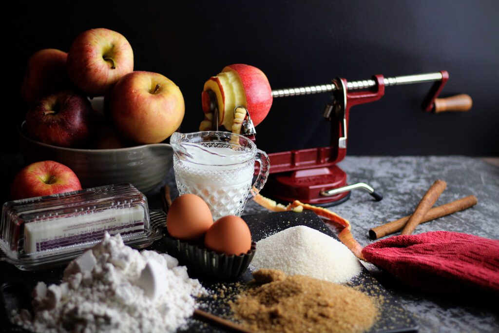 Ingredients for Cinnamon Bread Pudding Surprise with Caramelized Apples