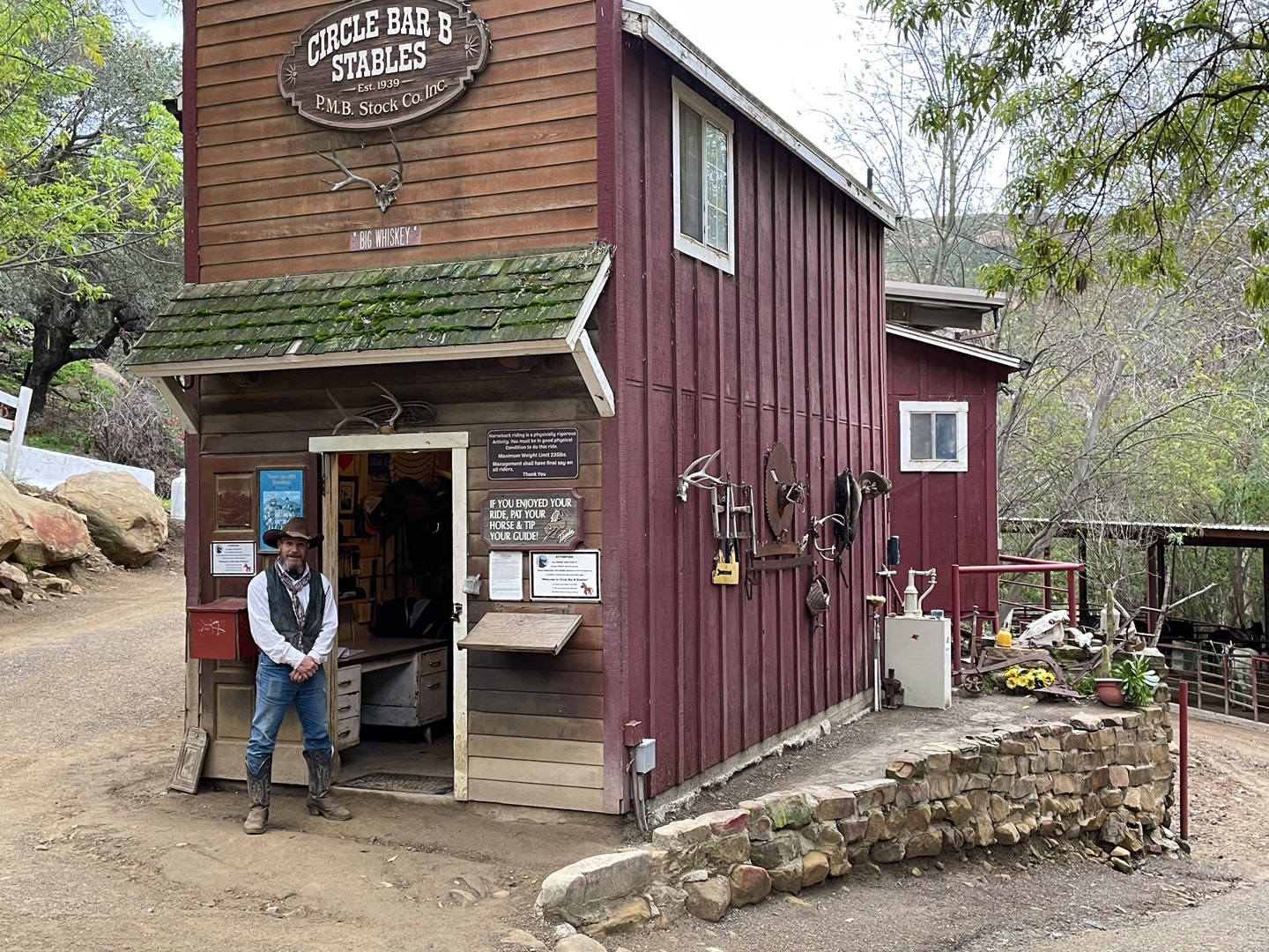 Horseback Riding And Relaxation At Circle Bar B Guest Ranch | CABBI