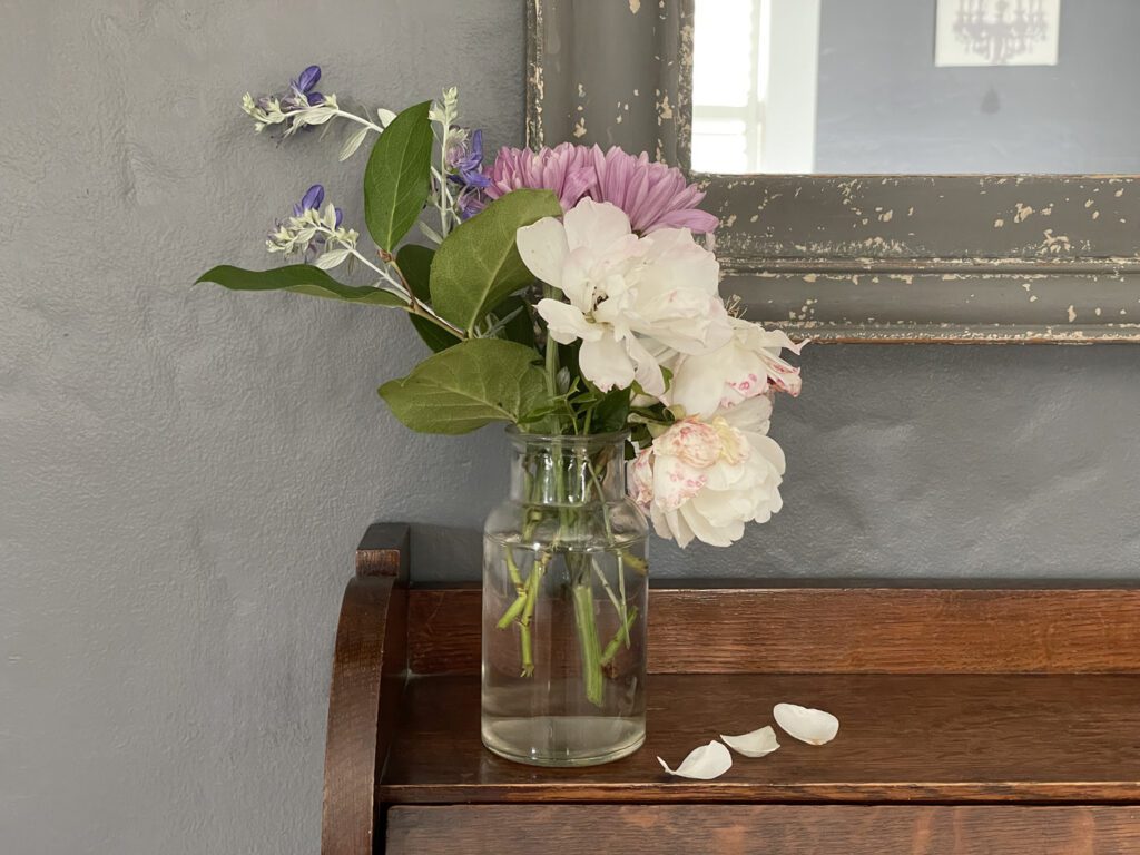 Fresh flowers in the Pink Moment room at the Lavender Inn