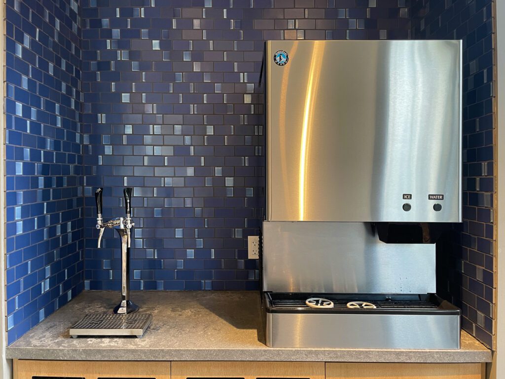 Still and sparkling water dispensers at Hotel San Luis Obispo