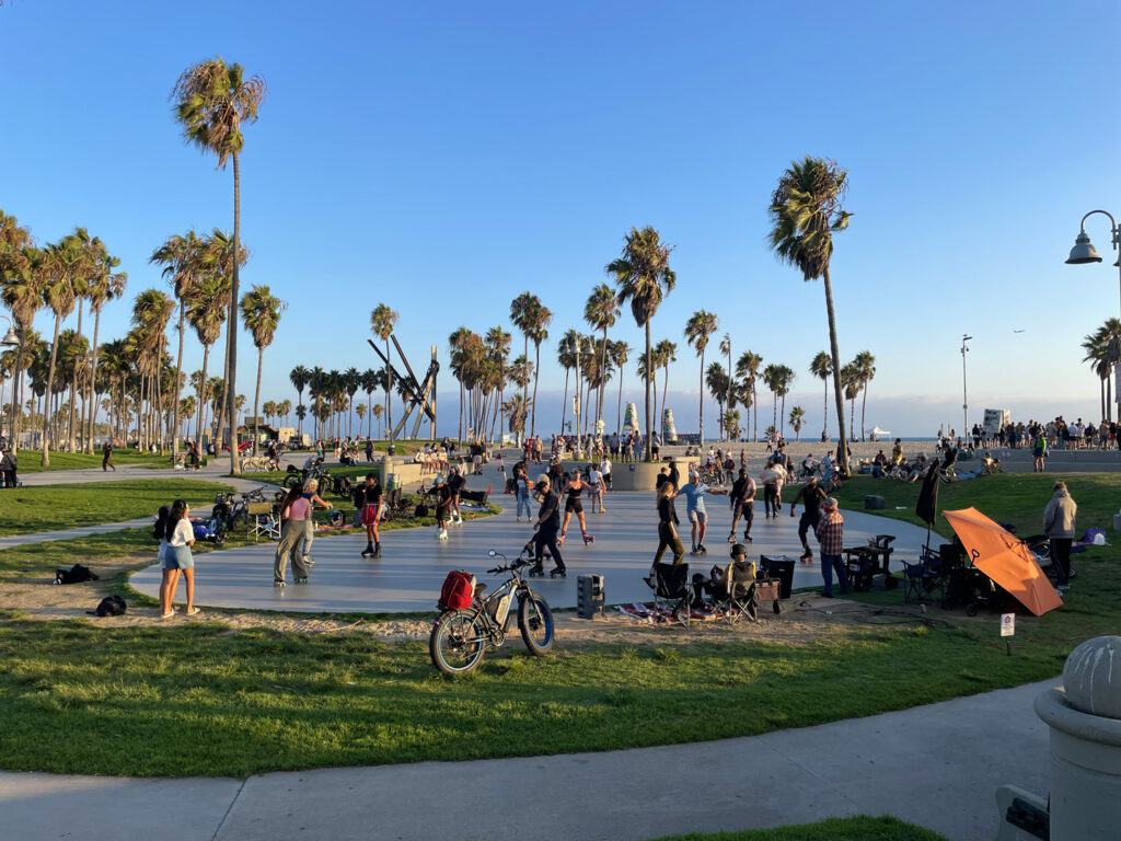 Rollerskating plaza at Venice Beach