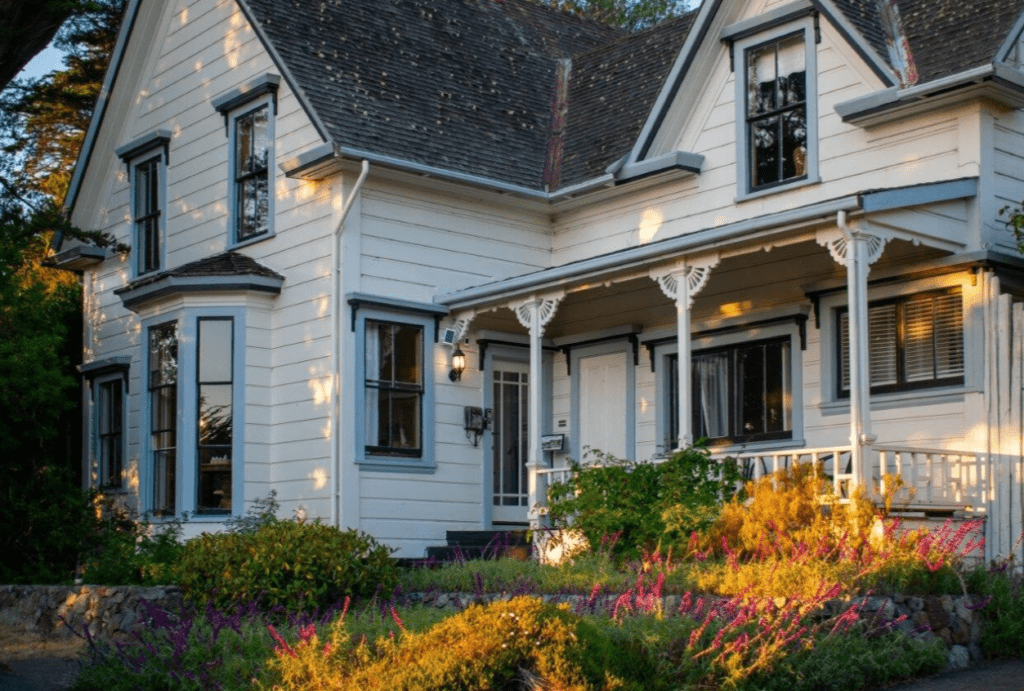 Spring blooms at Dennen's Victorian Farmhouse