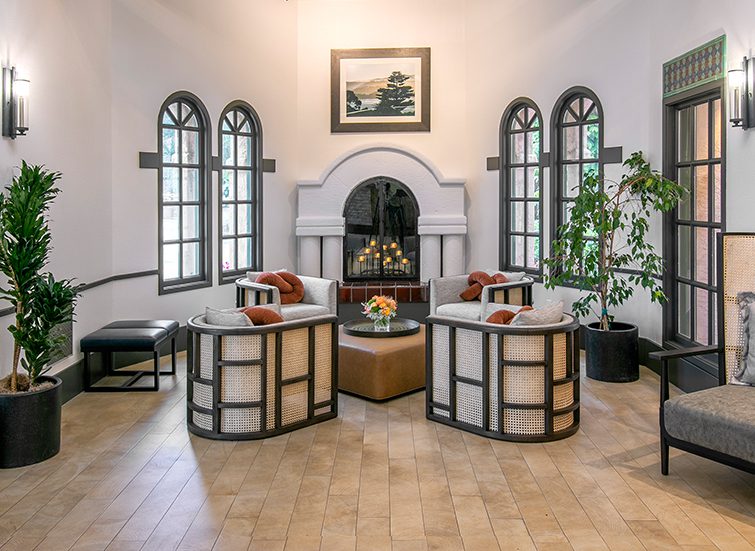 Half Moon Bay Lodge lobby